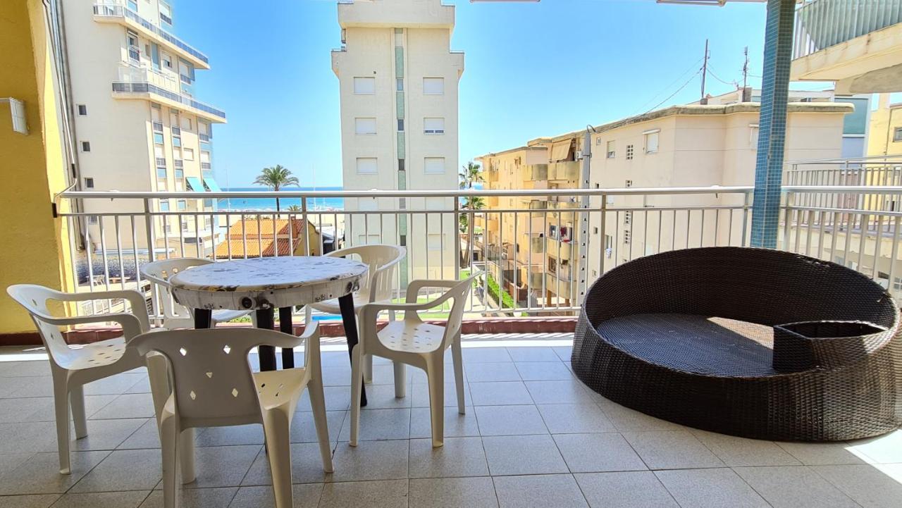 Apartmán Bonanza - 40 Metros De La Playa! Gandía Exteriér fotografie