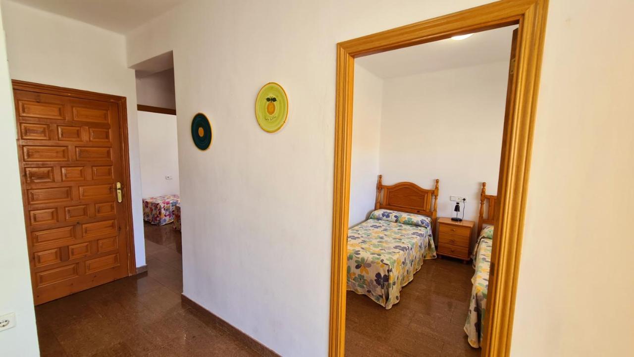 Apartmán Bonanza - 40 Metros De La Playa! Gandía Exteriér fotografie