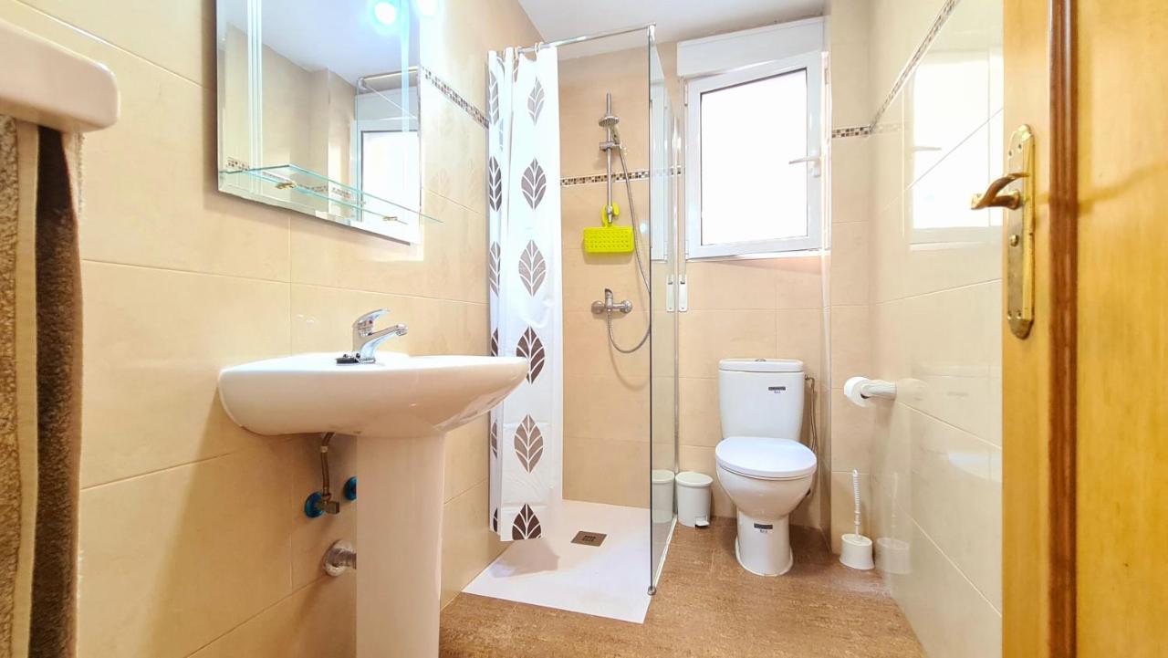 Apartmán Bonanza - 40 Metros De La Playa! Gandía Exteriér fotografie